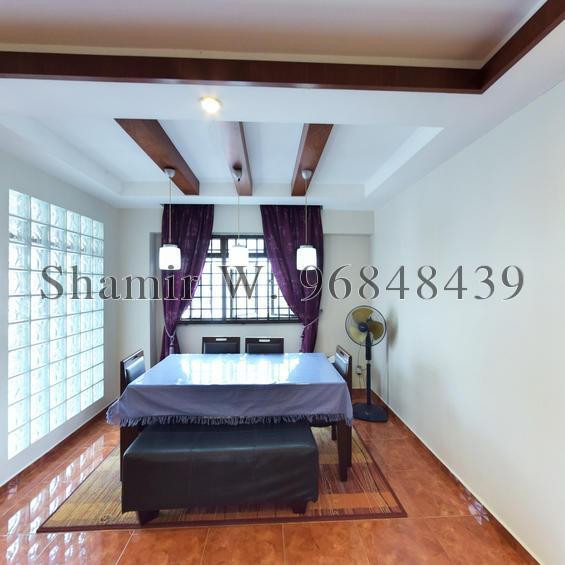 Woodlands Drive 73 thumbnail photo